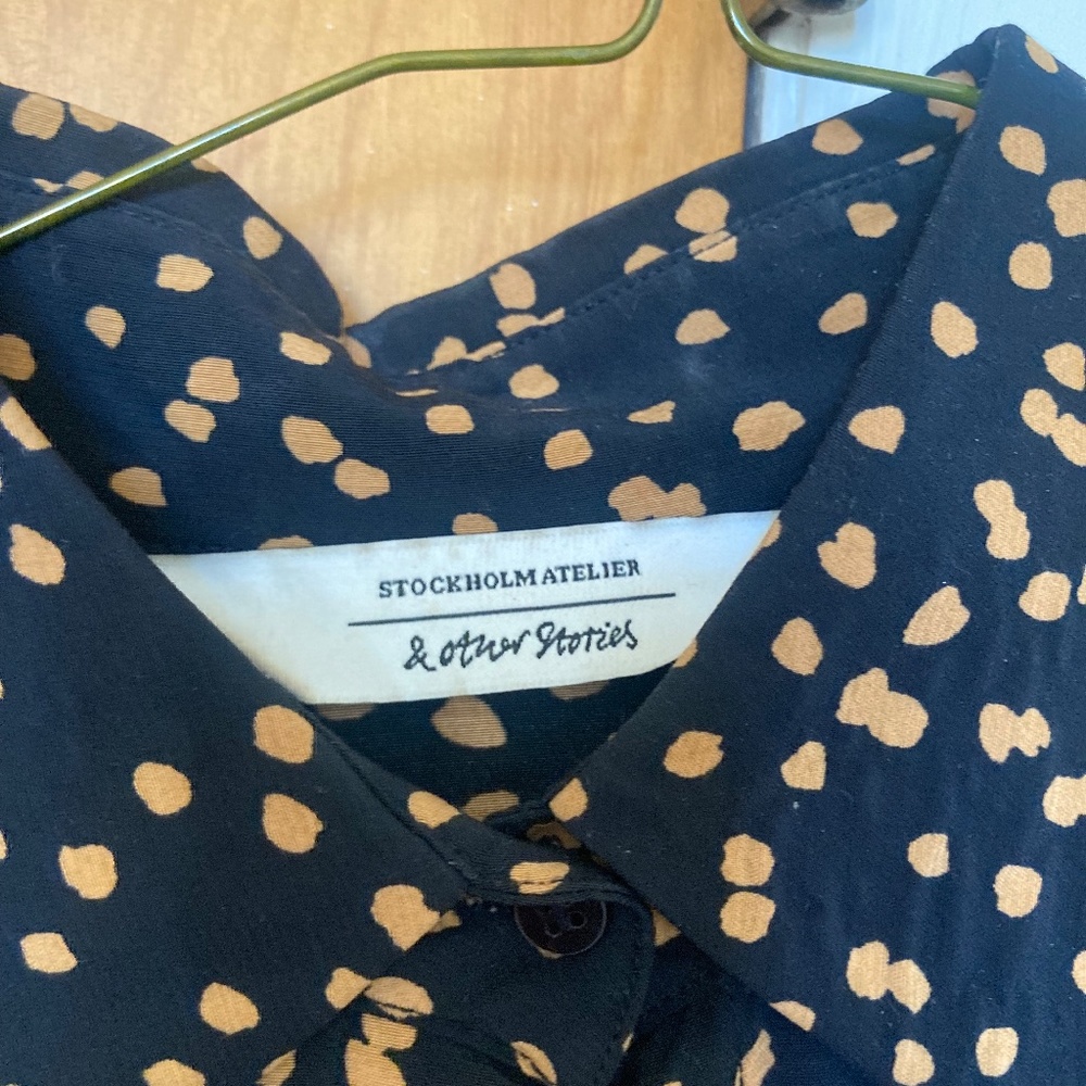 & Other Stories Animal Print (?) Blouse - Picture 2 of 10